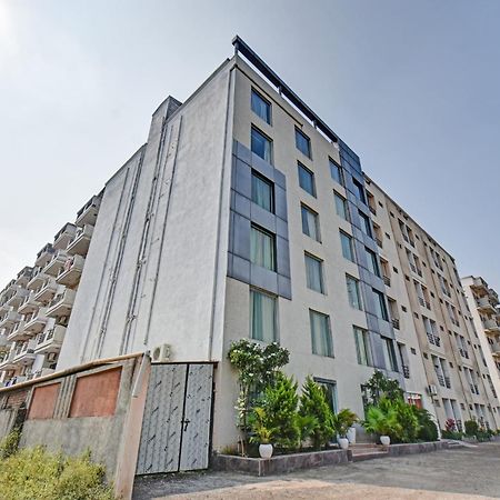 Townhouse Classio Suites 舍地 外观 照片