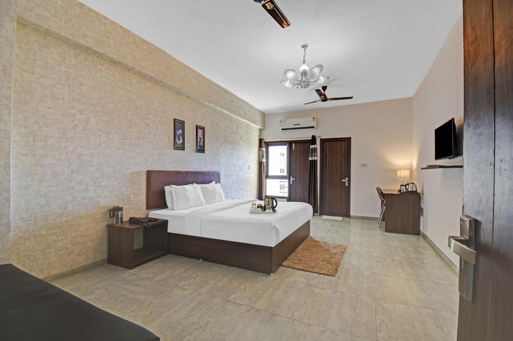 Townhouse Classio Suites 舍地 外观 照片