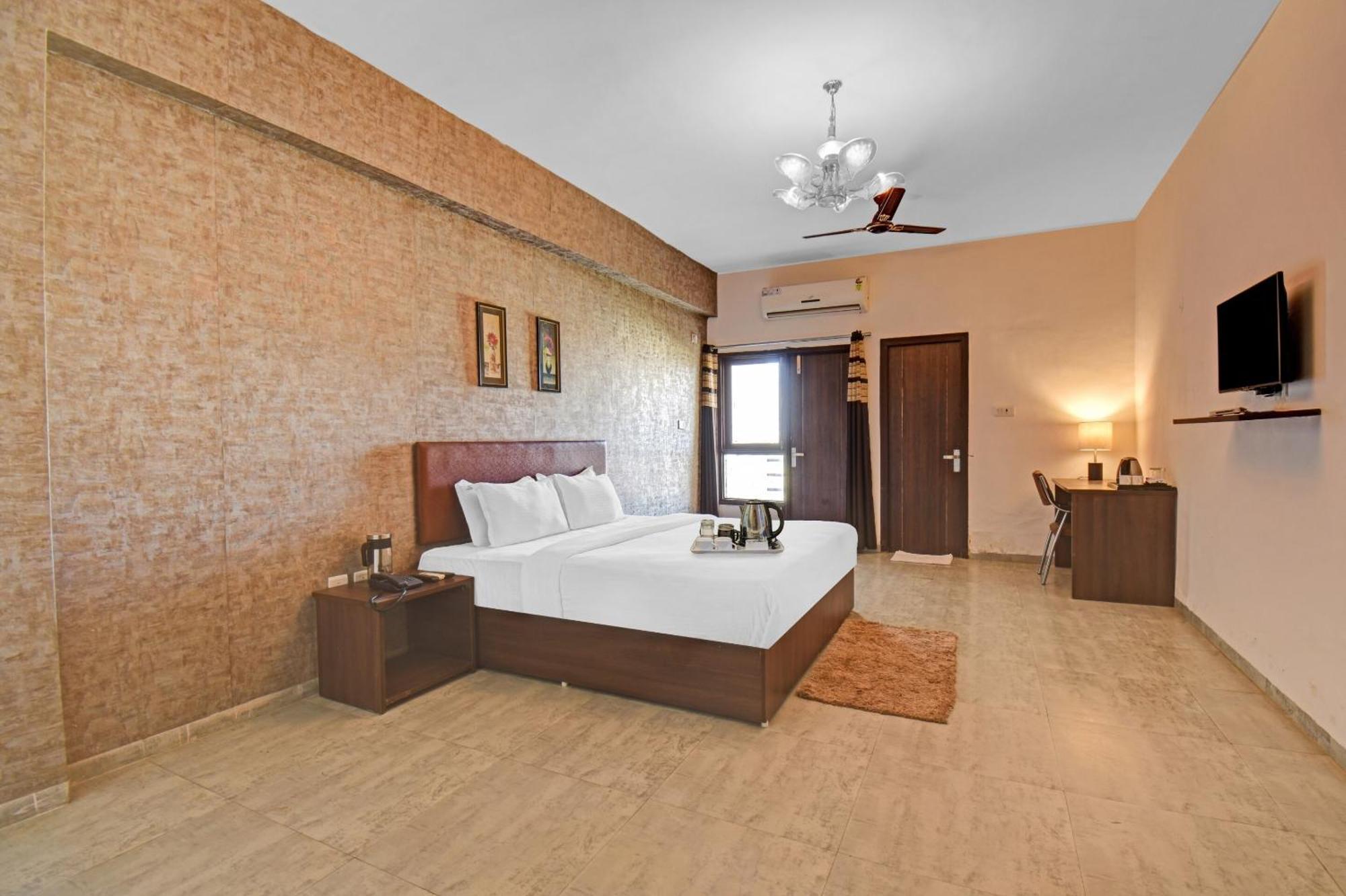 Townhouse Classio Suites 舍地 外观 照片