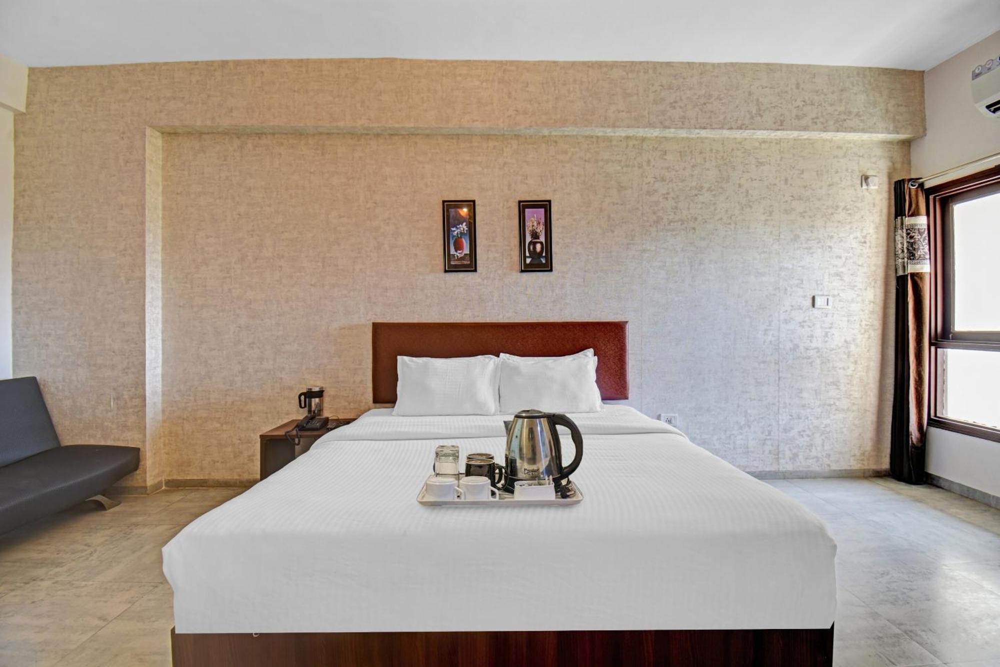 Townhouse Classio Suites 舍地 外观 照片