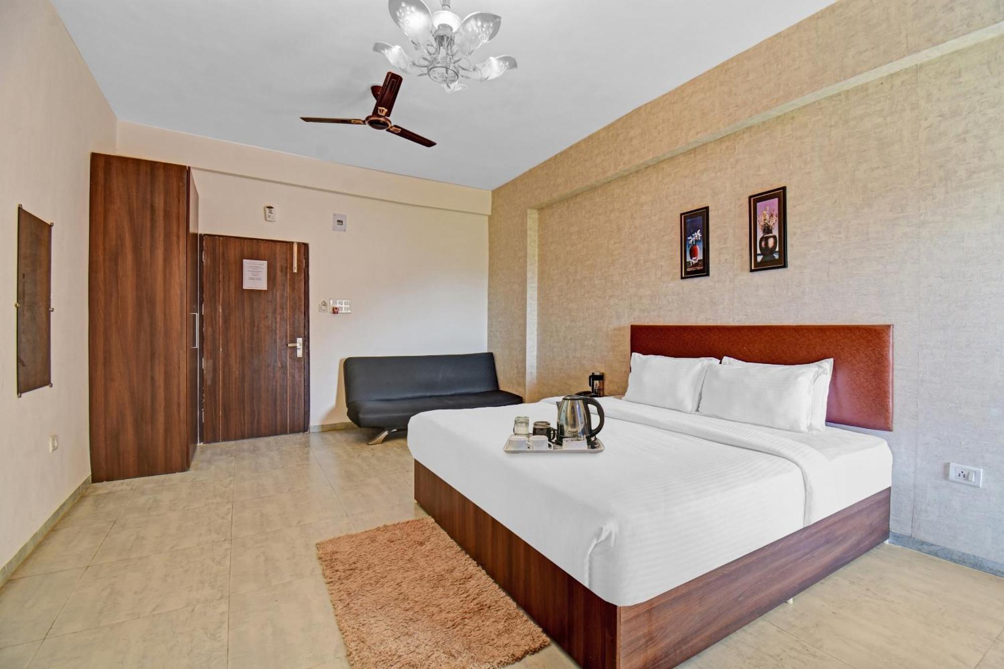 Townhouse Classio Suites 舍地 外观 照片