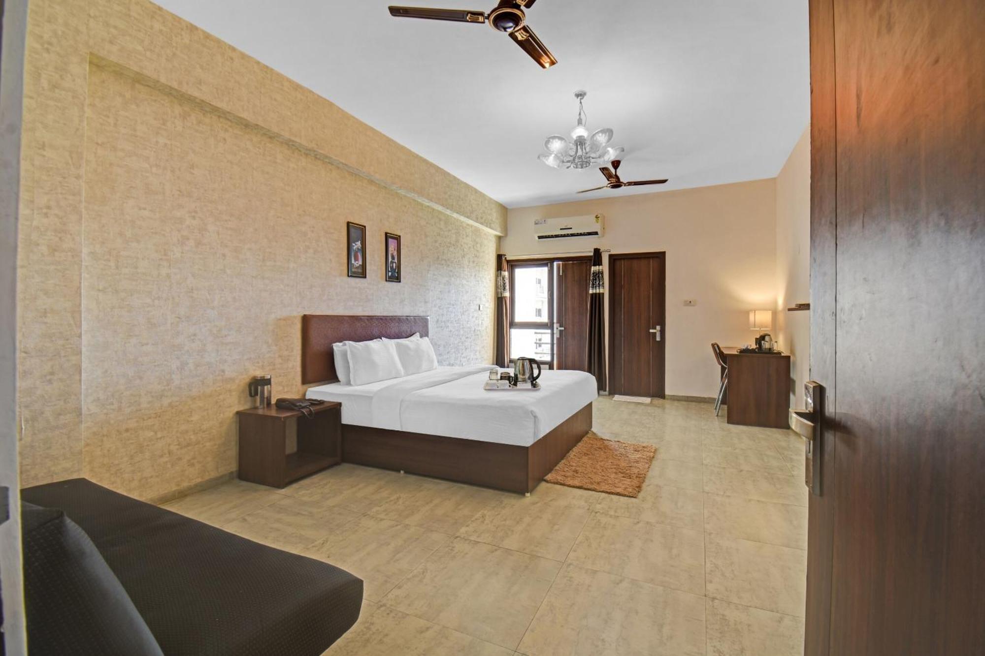 Townhouse Classio Suites 舍地 外观 照片