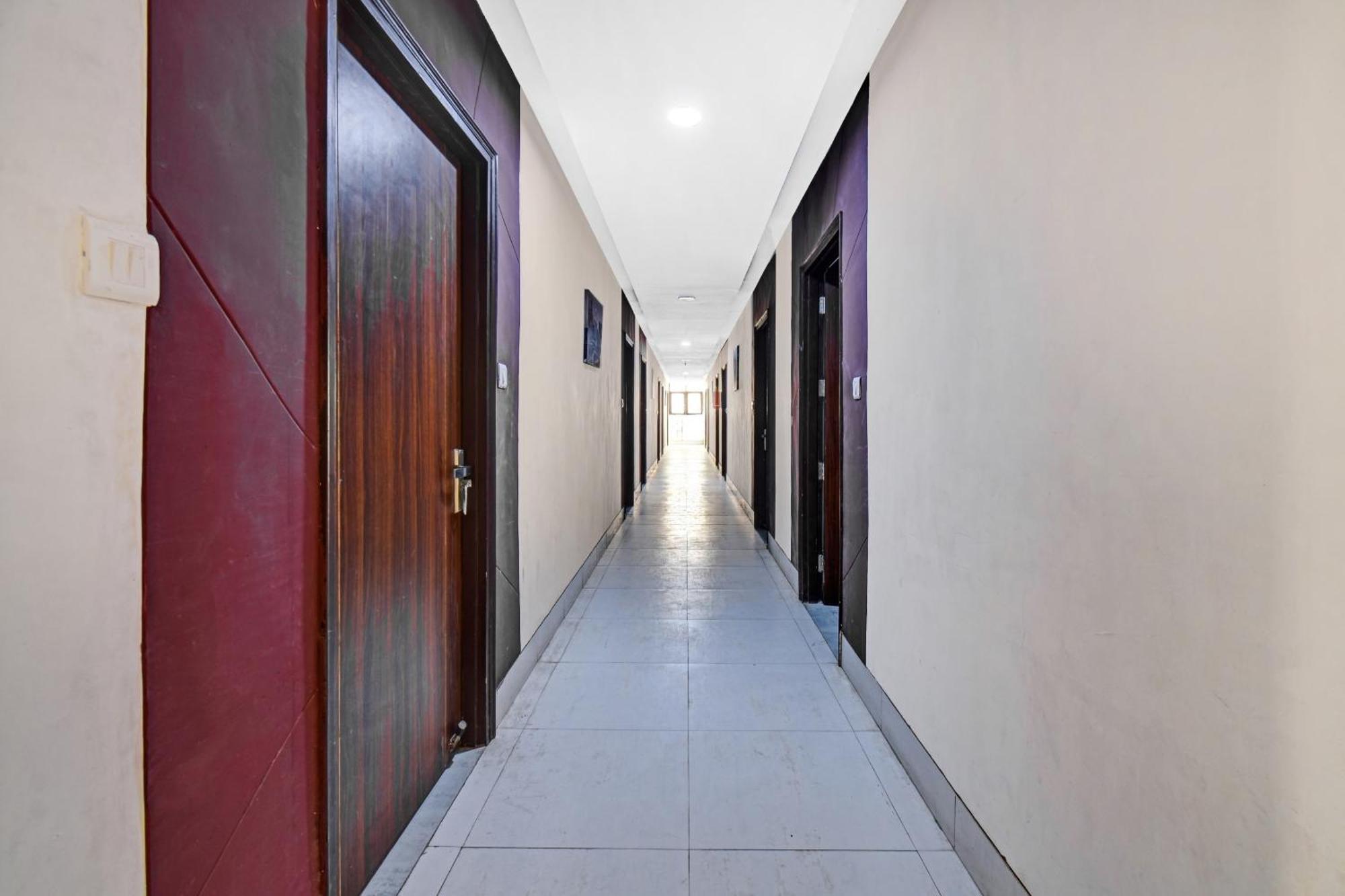 Townhouse Classio Suites 舍地 外观 照片